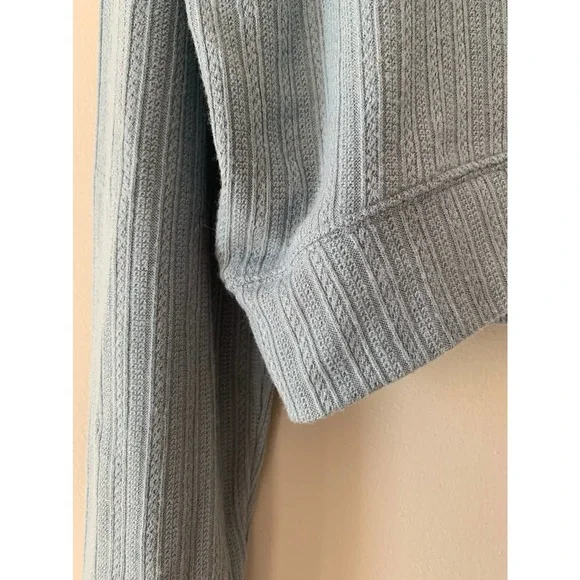 Gilly Hicks Cropped Knit Sweater size XXS - Picture 3 of 7